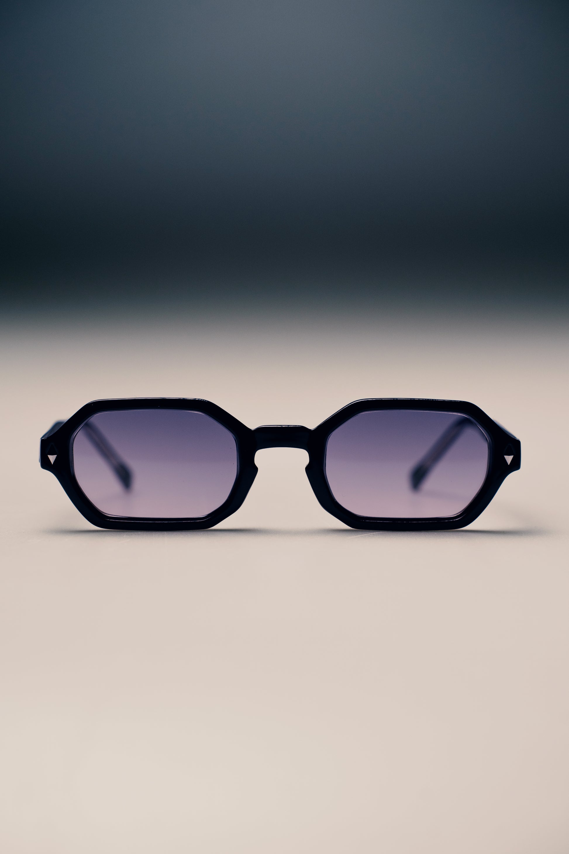 Noir Purple