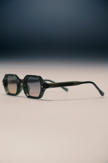 Noir Green