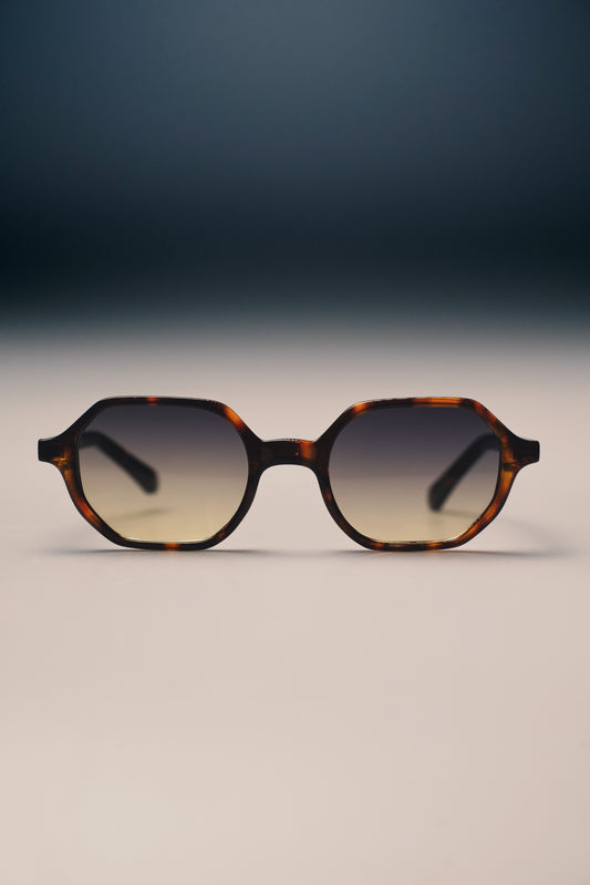 Valmont Brown